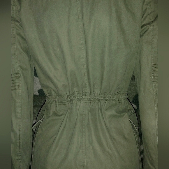 "Mo : Vint" Green 3/4 Jacket - Picture 13 of 16